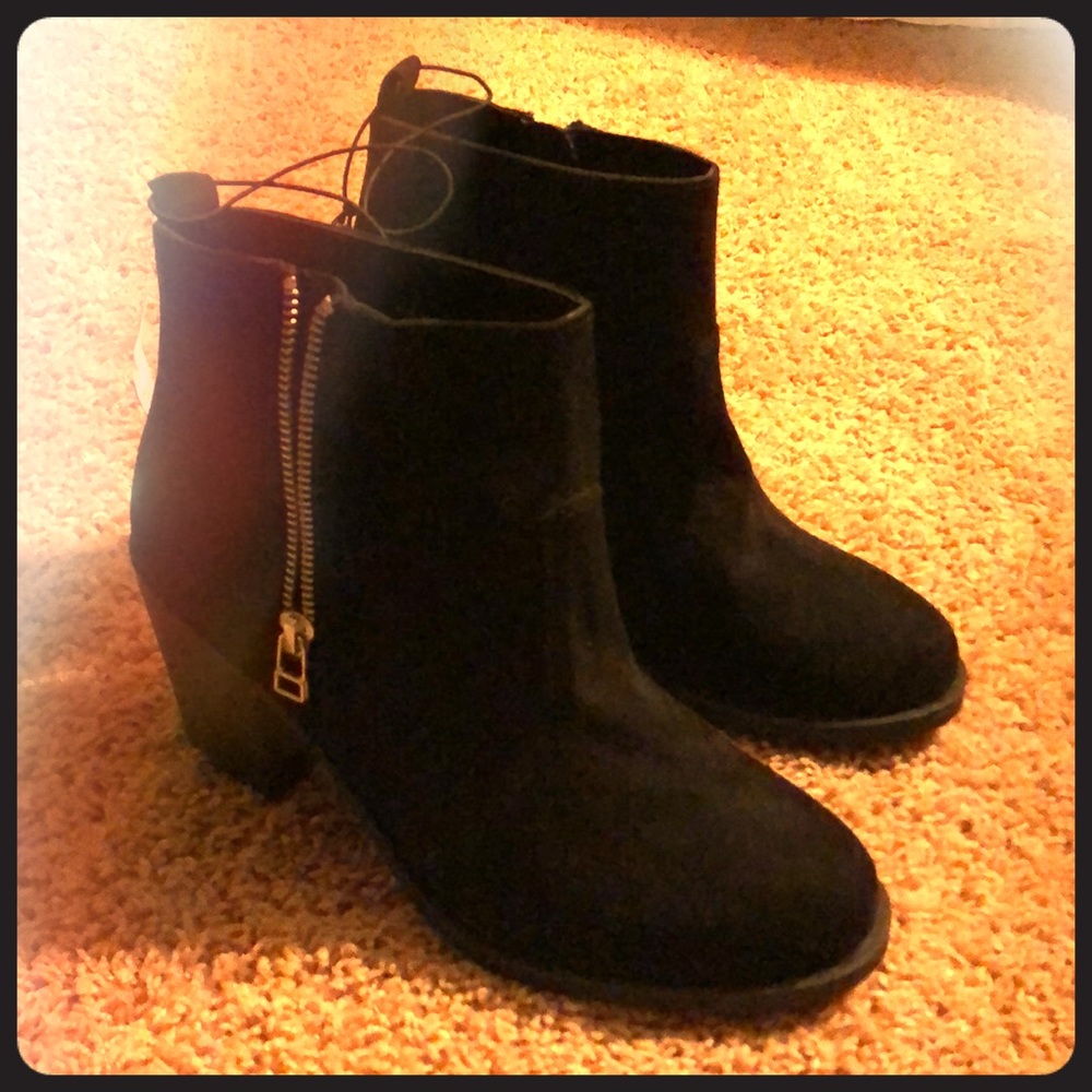 H&M brand new booties
